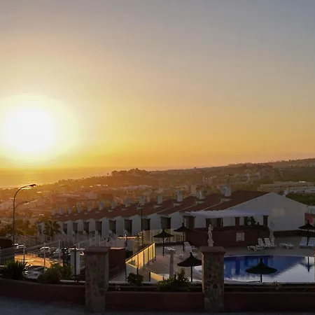 Апартаменты Sunset Views *