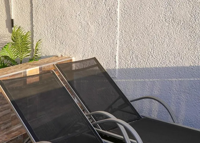 Sunset Views アデヘ